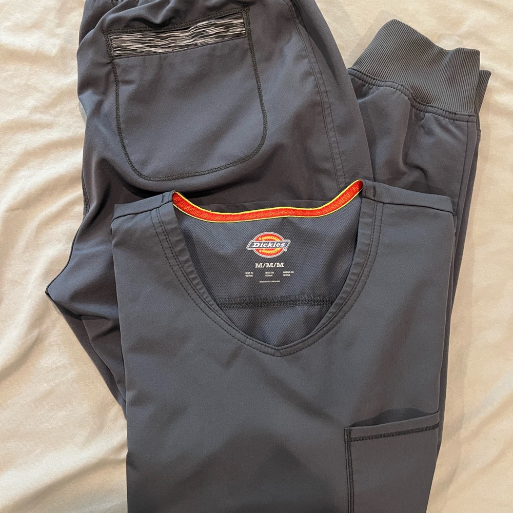 Women’s Dickies Charcoal Scrub Set